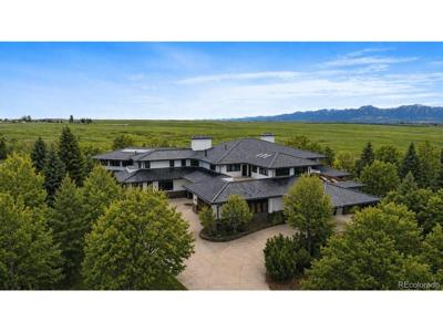 8532 Strawberry Ln