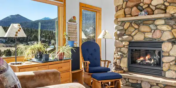 1850 Ranch Cir