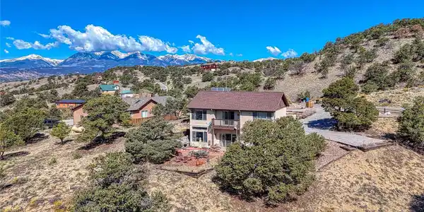 10402 W Cherokee