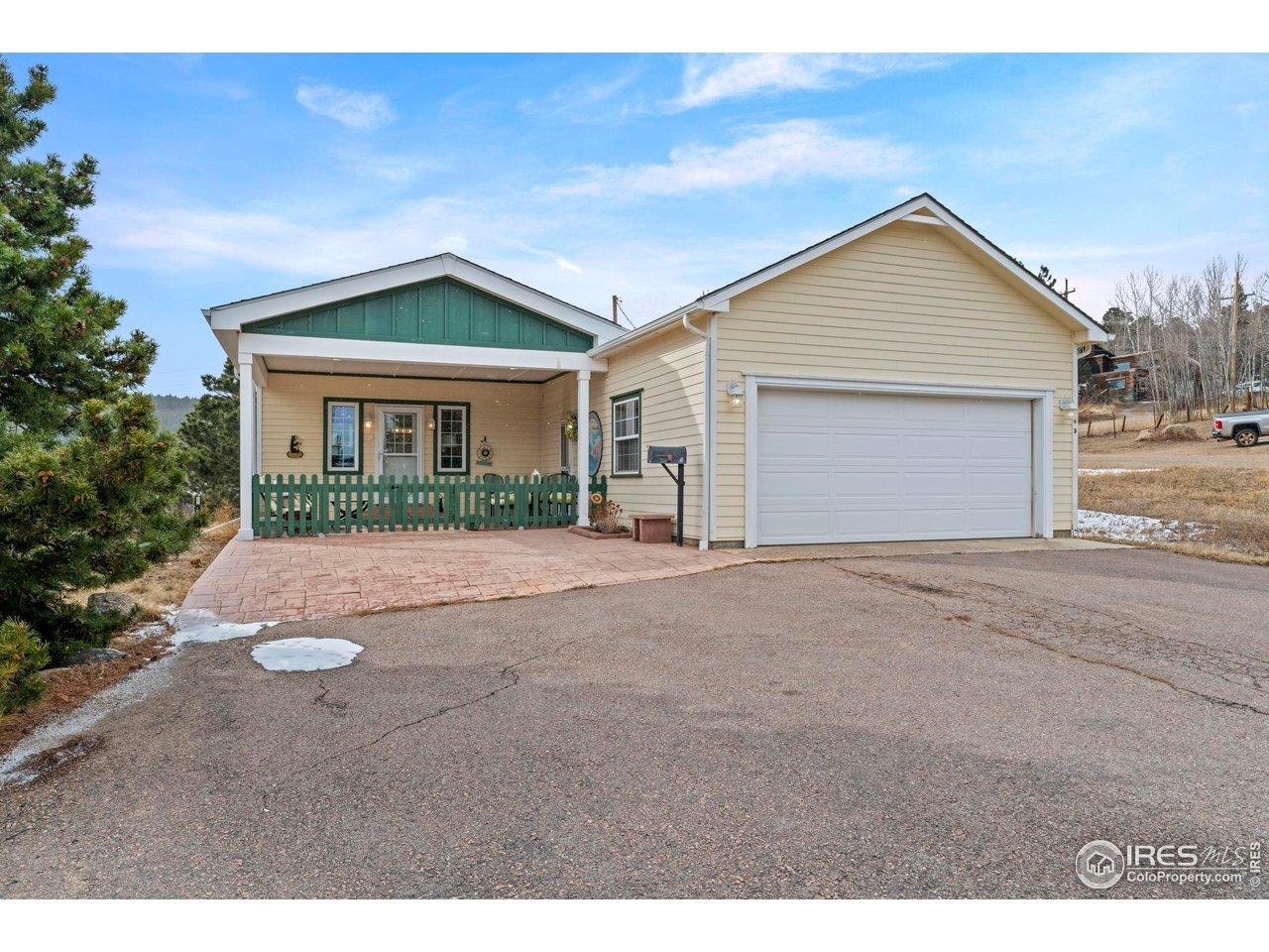 Image 2: Your modern light filled mountain home awaits