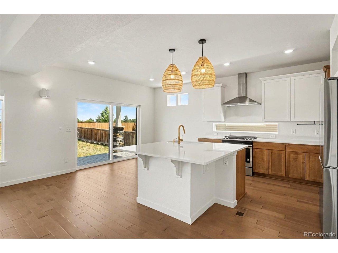 Image 2: $10K+ Upgrades in the Kitchen!