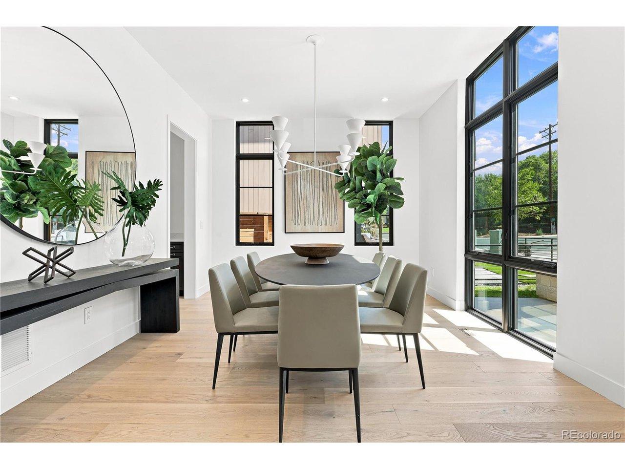 Image 4: Dining Room Image 4: Dining Room