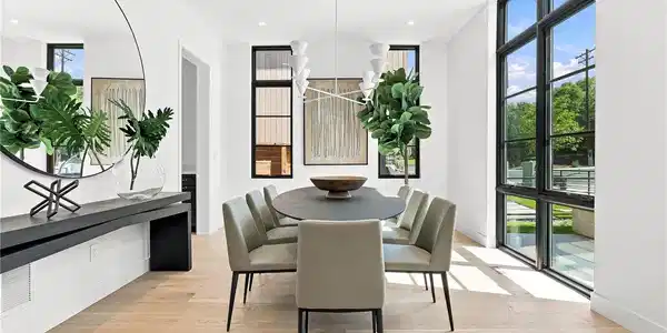 Image 4: Dining Room Image 4: Dining Room