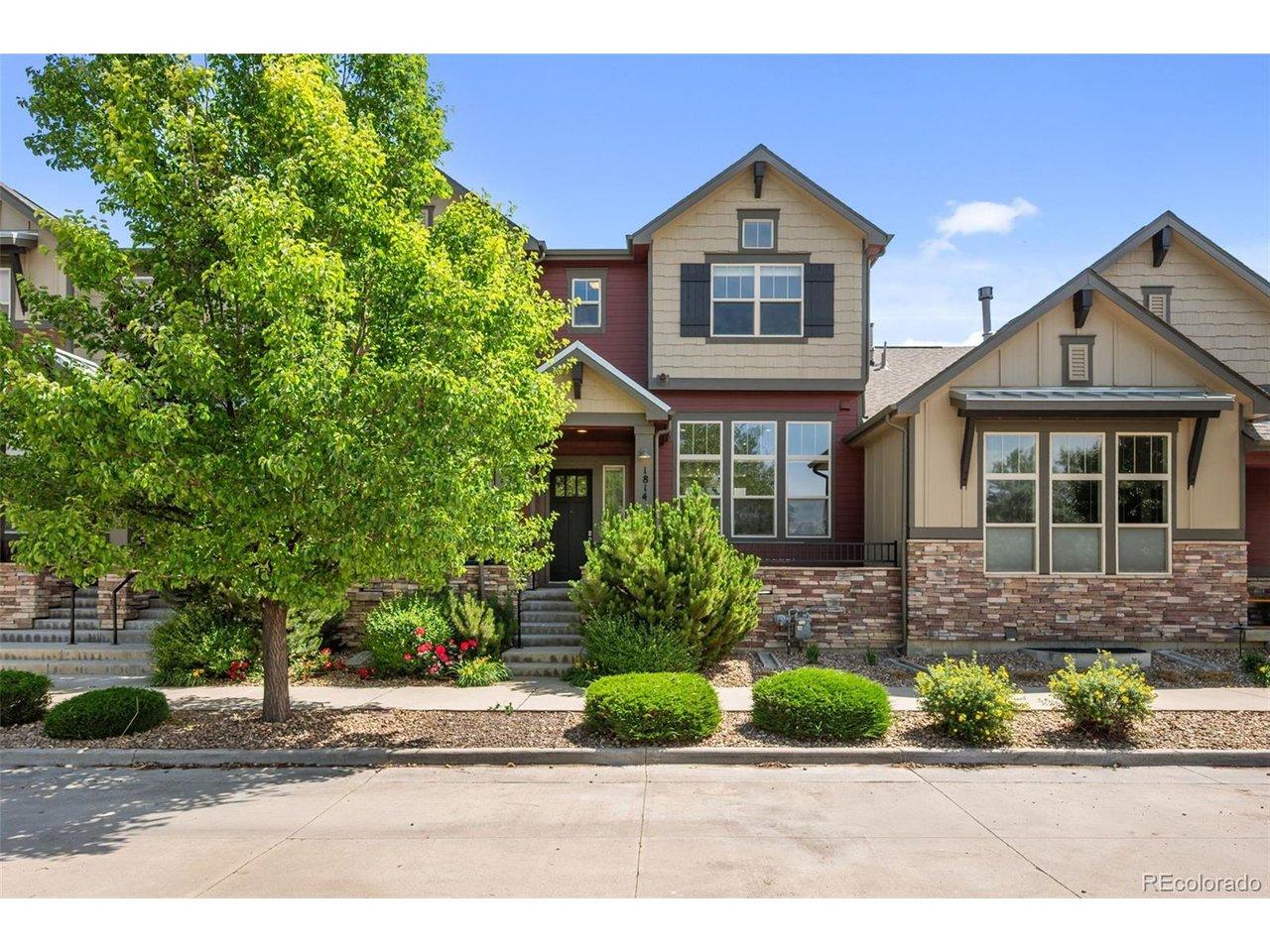 Image 3: The perfect lock and leave townhome Image 3: The perfect lock and leave townhome