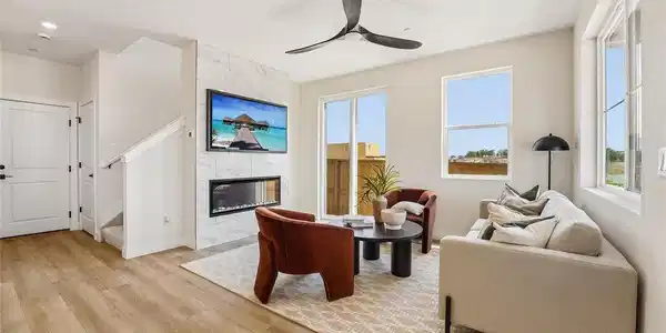 Image 4: Photos of model home. This is the actual home for sale as a great investment opportunity in the form of mod Image 4: Photos of model home. This is the actual home for sale as a great investment opportunity in the form of mod