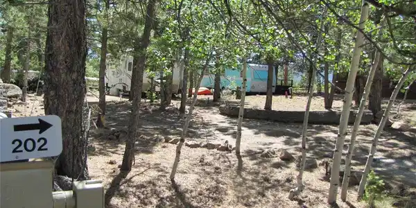 19 Lantern Loop
