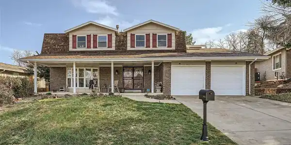 8633 E Monmouth