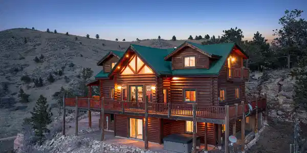 370 Blue Mountain Trl