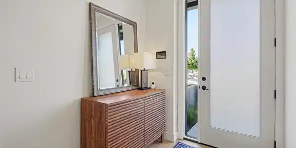 Image 4 Image 4