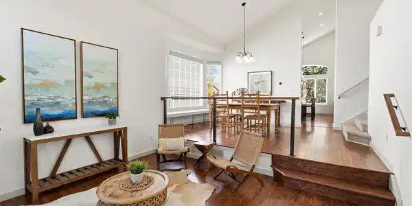 Image 4: Vaulted Ceiling and Abundant Natural Light Image 4: Vaulted Ceiling and Abundant Natural Light