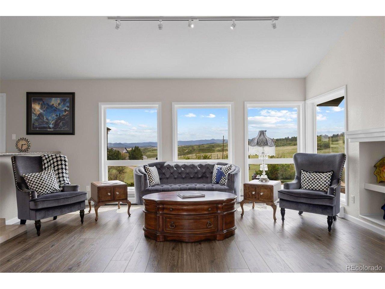 Image 4: Enjoy unobstructed views of Pikes Peak from the 113 windows.