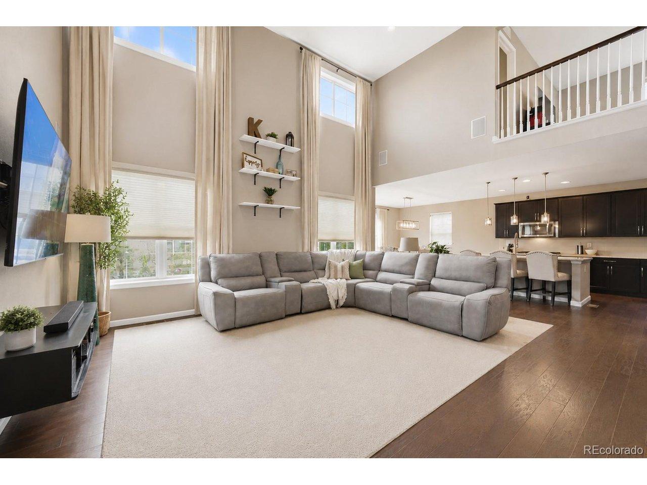 Image 1: open living room with high ceilings Image 1: open living room with high ceilings