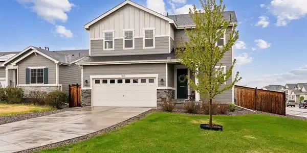 965 N Waterloo Ct