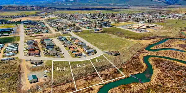 Image 3: Aerial - Markers and outlines are to give a general idea of the property location and are not to be relied upon. Image 3: Aerial - Markers and outlines are to give a general idea of the property location and are not to be relied upon.