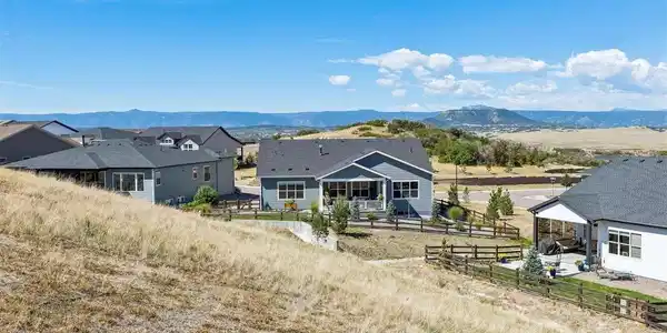 Image 3: Backs, Sides & Faces Open Space with Mountain Views Image 3: Backs, Sides & Faces Open Space with Mountain Views