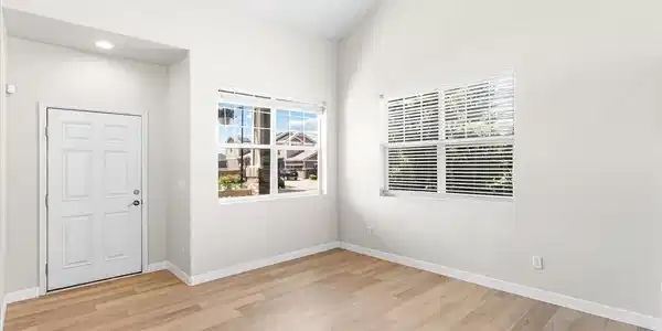 Image 4 Image 4