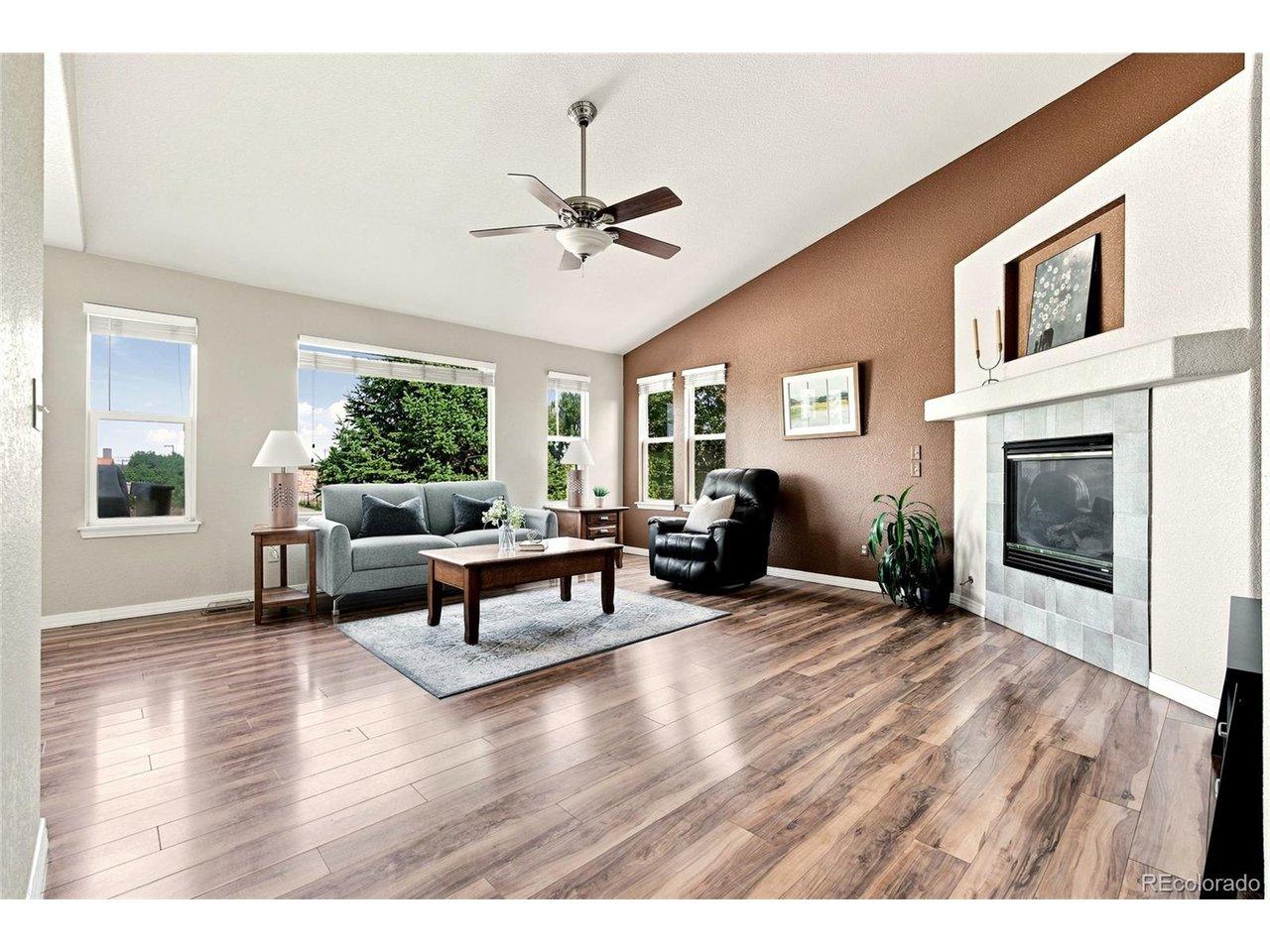 Image 3: Living Room Image 3: Living Room