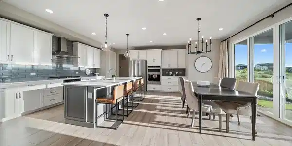 Image 4: Open layout Kitchen/Dining Image 4: Open layout Kitchen/Dining