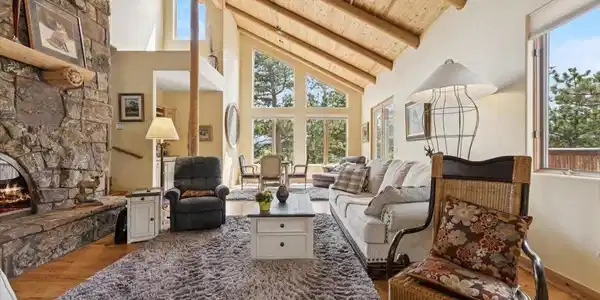 2611 Fox Acres Drive Dr E