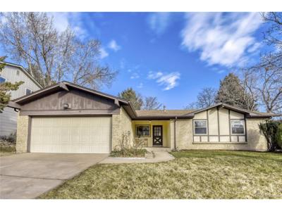 2448 S Holland Ct