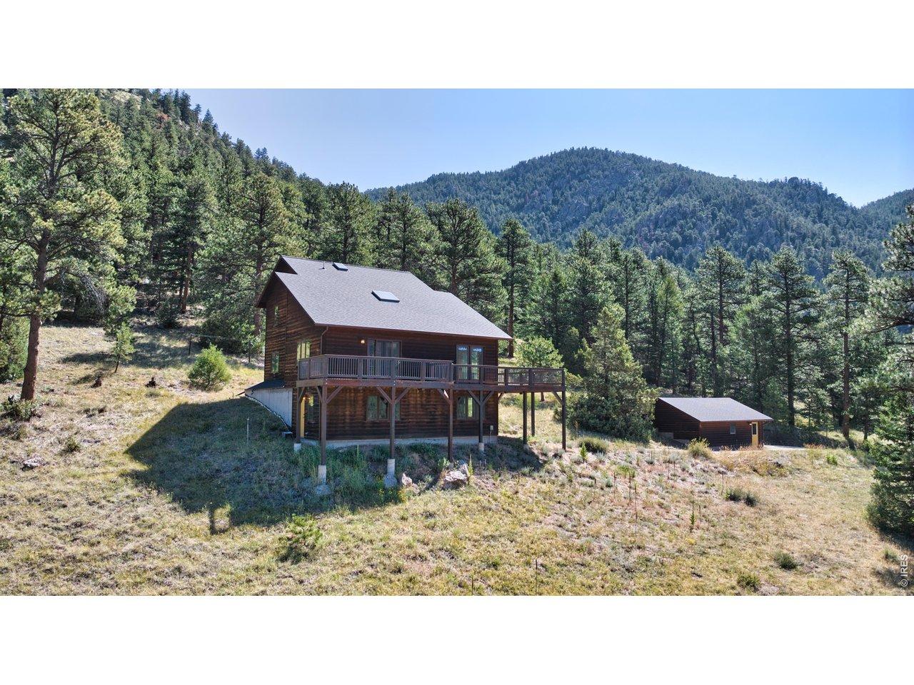Image 4: Move-in-Ready Mountain Retreat Image 4: Move-in-Ready Mountain Retreat