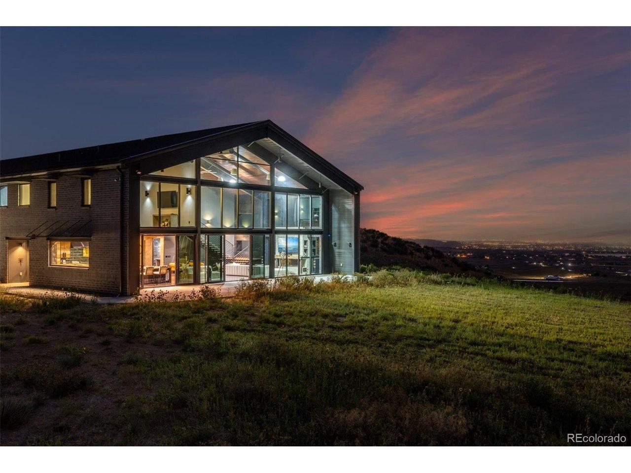 Image 3: Aluminum double thermal storefront glass throughout Image 3: Aluminum double thermal storefront glass throughout