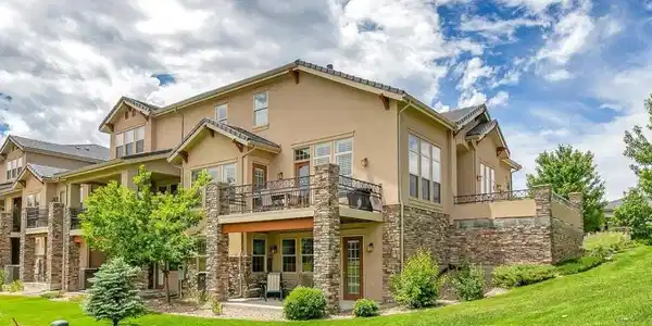 2750 Calmante Cir