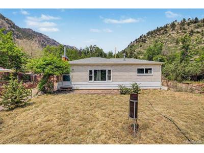 176 Artesian Dr