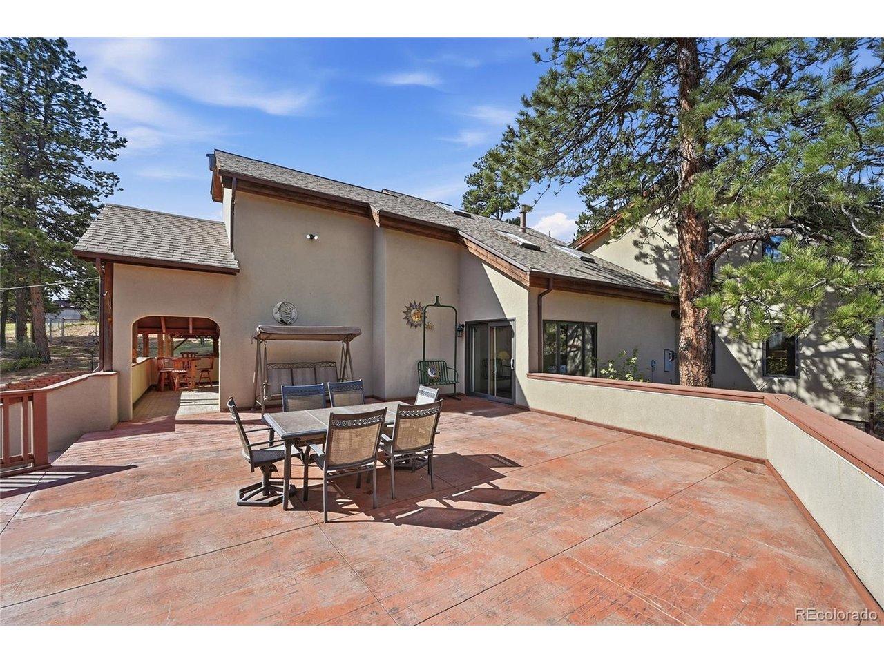 Image 4: Expansive front patio Image 4: Expansive front patio