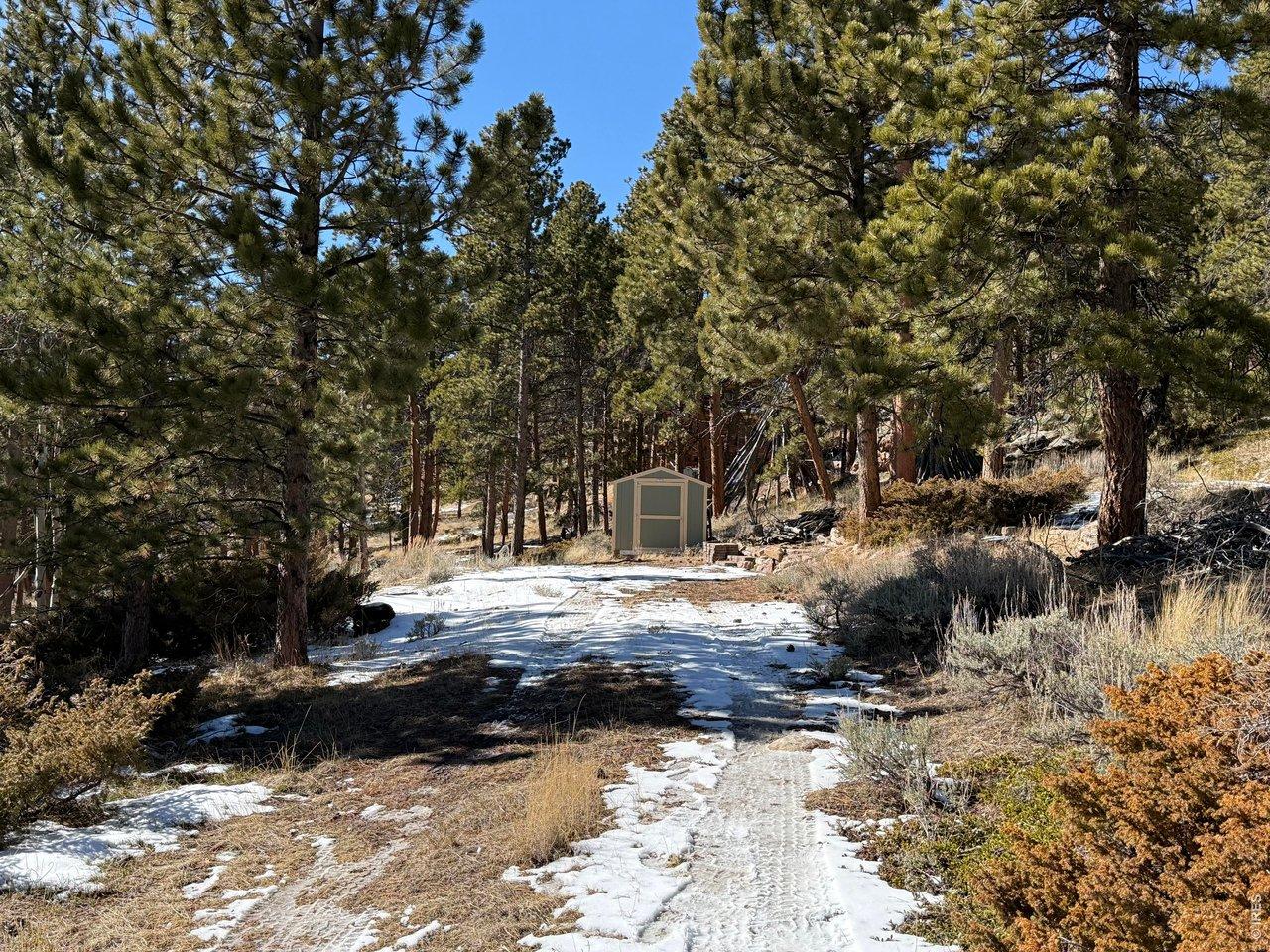 Image 2: gentle sloping drive, perfect for RV Camping Image 2: gentle sloping drive, perfect for RV Camping