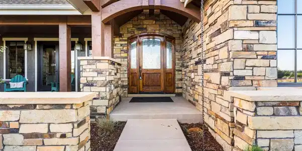 Image 2: Extraordinary Custom Ranch Estate Image 2: Extraordinary Custom Ranch Estate