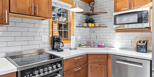 Image 4: Total Refurbished Kitchen
