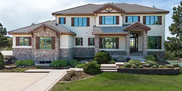 Image 2: Front Exterior Image 2: Front Exterior