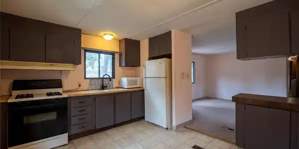 Image 3: Kitchen Image 3: Kitchen