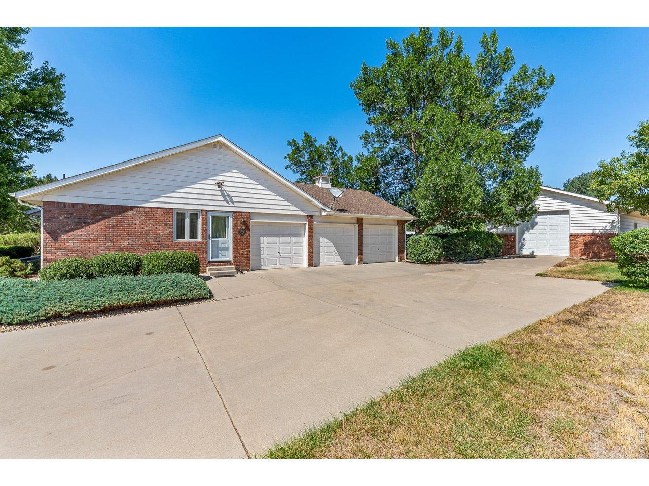 Image 2: 3 car attached garage PLUS a large outbuilding too! Image 2: 3 car attached garage PLUS a large outbuilding too!
