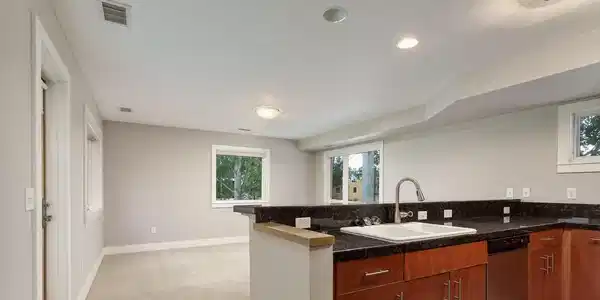 Image 4: Kitchen looking to living area