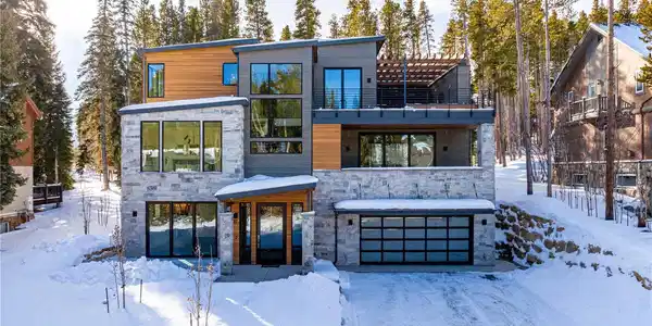 27 Boulder