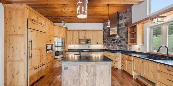 Image 4: Soapstone countertops