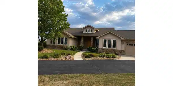 4251 Malibu Dr