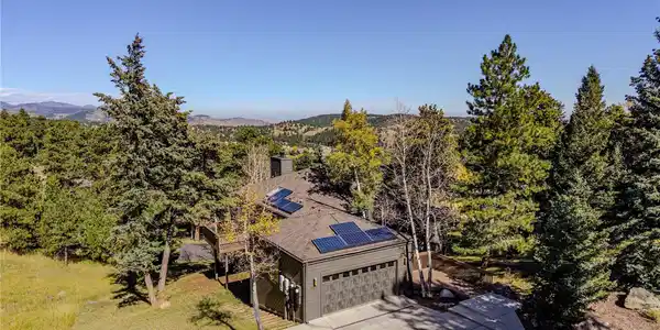 1139 Genesee Vista Rd