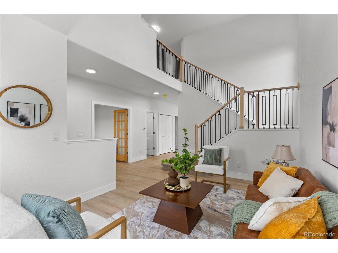 Image 4: Formal Livingroom Image 4: Formal Livingroom