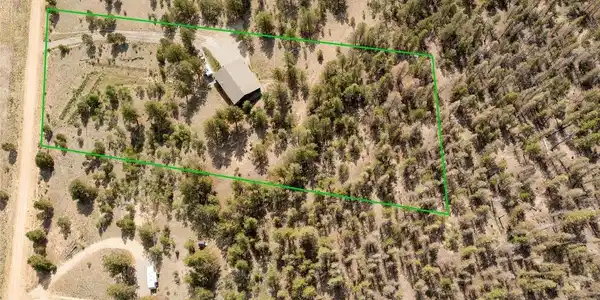 Image 4: Home and Property Boundaries Image 4: Home and Property Boundaries