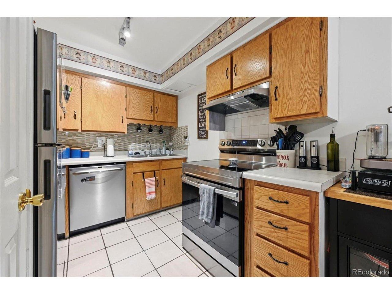 Image 4: Kitchen Image 4: Kitchen
