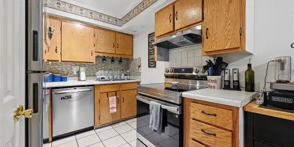 Image 4: Kitchen Image 4: Kitchen