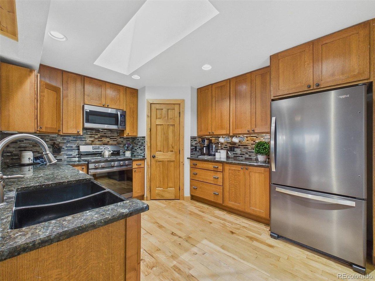 Image 4: Updated Kitchen