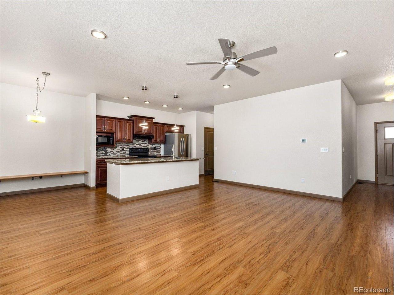 Image 4: Great Room cont. Image 4: Great Room cont.