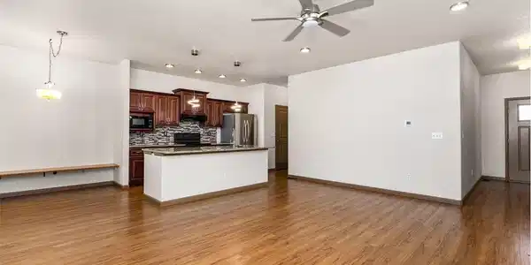 Image 4: Great Room cont. Image 4: Great Room cont.