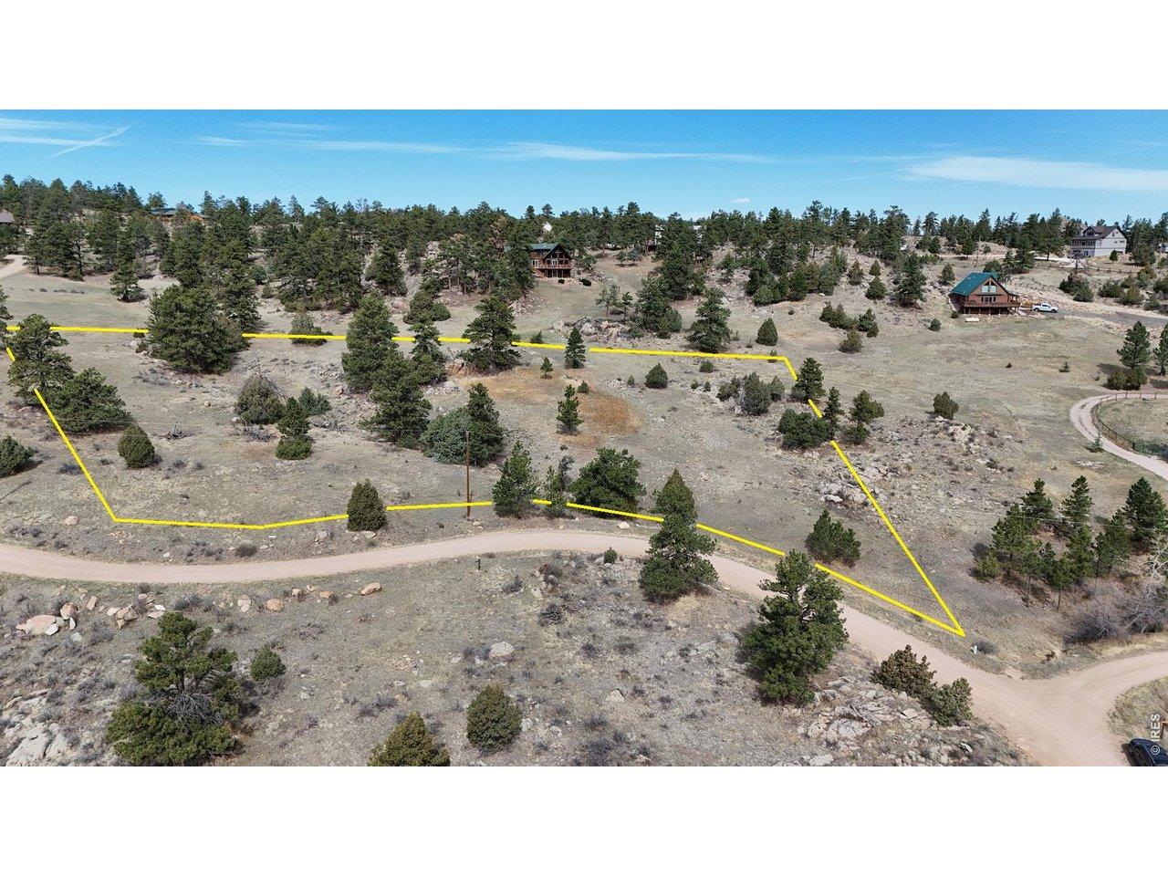 Image 3: Lot lines are approximate Image 3: Lot lines are approximate