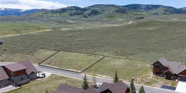Image 4: Aerial look at the lot's road frontage along Wildhorse Circle Image 4: Aerial look at the lot's road frontage along Wildhorse Circle