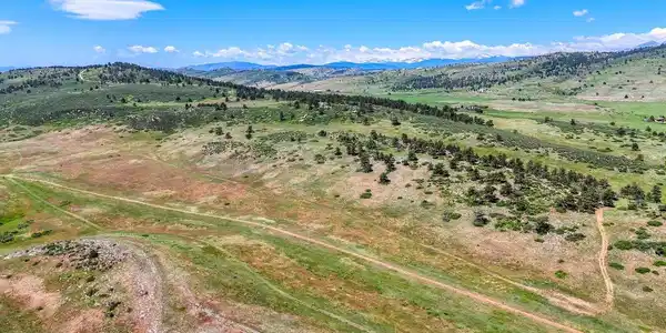 Image 3: Westward View Image 3: Westward View